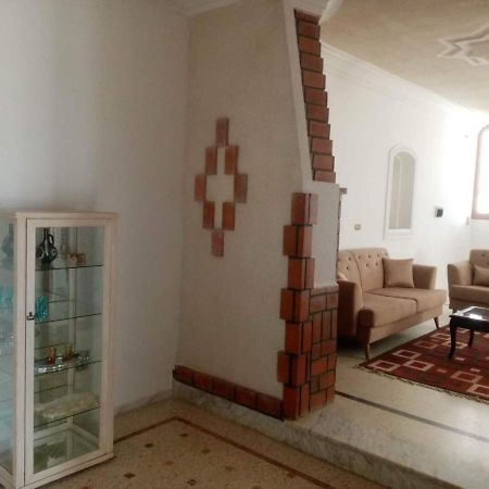 Villa Luxueuse Meublee Sfax Exterior photo