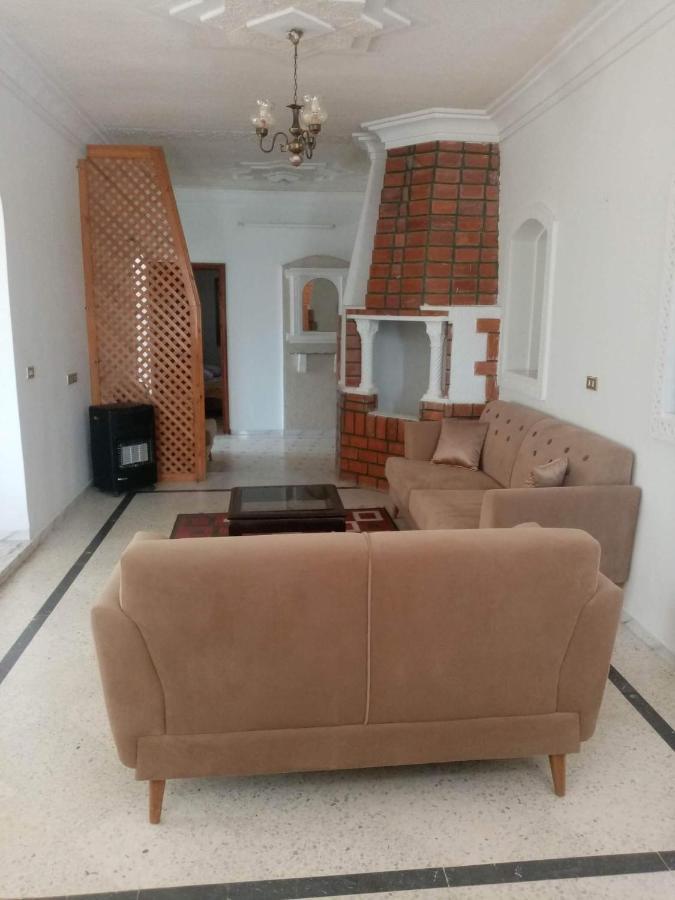 Villa Luxueuse Meublee Sfax Exterior photo