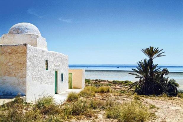 Villa Luxueuse Meublee Sfax Exterior photo